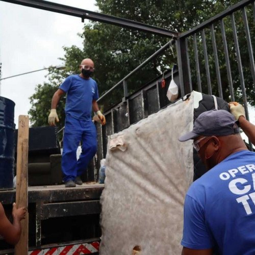 Cata-Treco vai percorrer 15 bairros até terça-feira