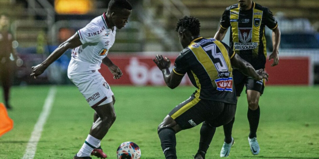 Fluminense e Volta Redonda jogam por vaga na final do Carioca