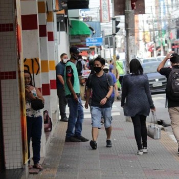 Isolamento social no G5 cai 3 pontos na semana