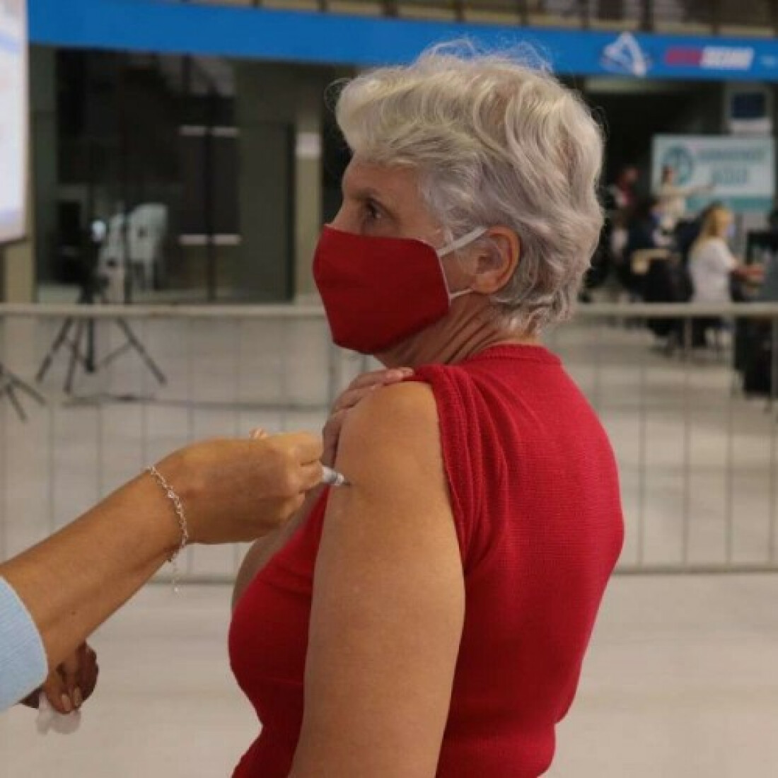 Mogi abre novo agendamento para pessoas com 60 anos