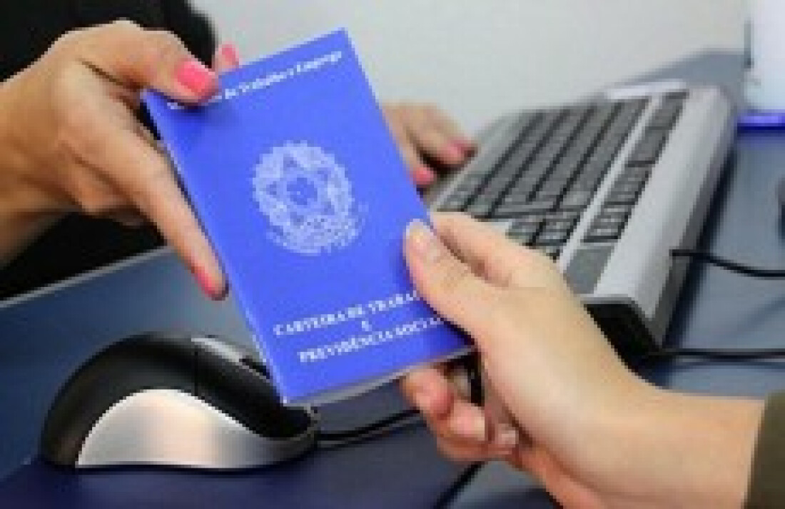 Suzano divulga 114 vagas de emprego, revela secretaria