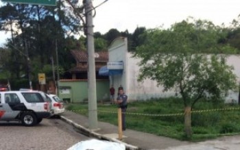 Policial à paisana mata suspeito durante roubo