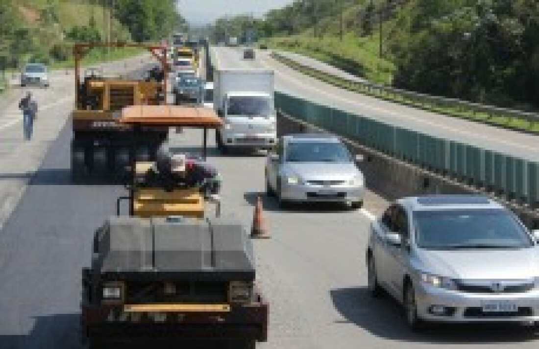 Obras na Mogi-Dutra geram trânsito: