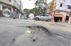População critica condições das vias centrais de Suzano