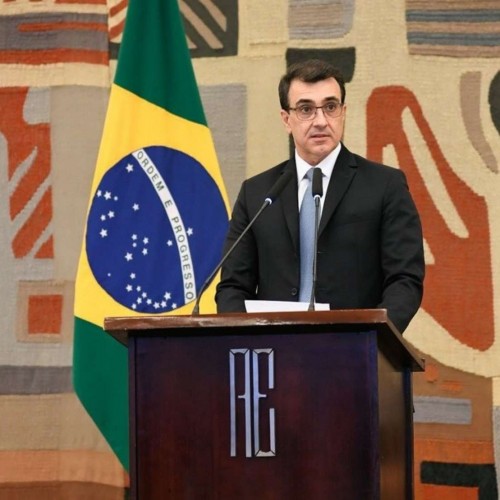 China é parceiro-chave e está entre 5 maiores investidores, diz novo ministro