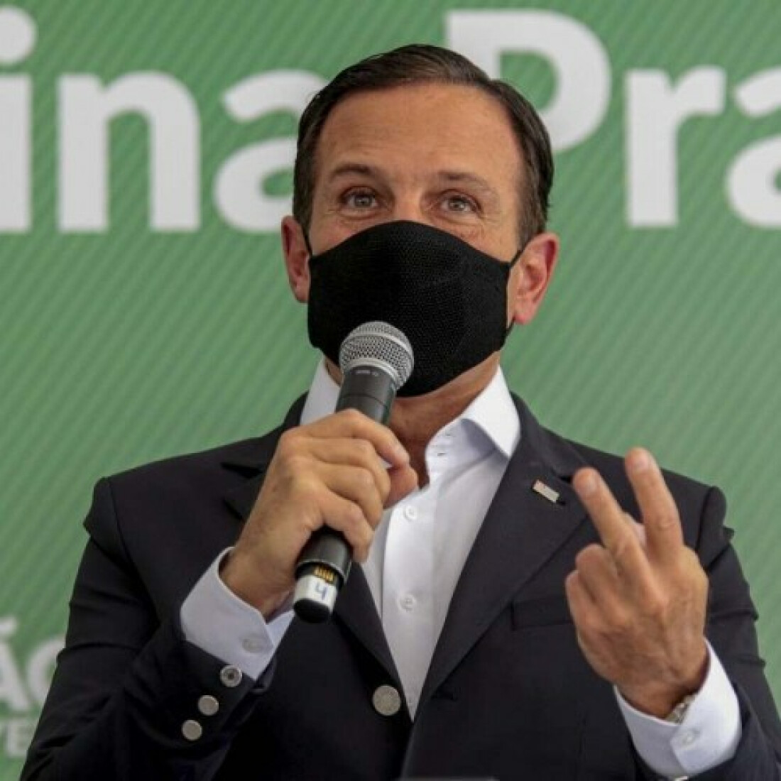 Entrega de 600 mil doses é antecipada