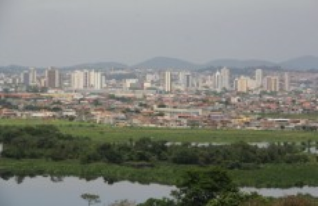 Político deixa prefeitura sem 'grandes legados'