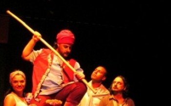 Teatro da Neura estreia 'Que a Terra Há de Comer'