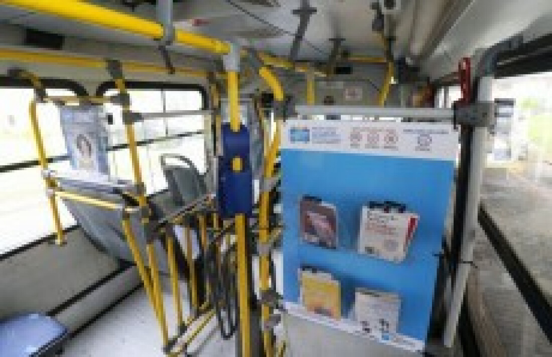 Projeto disponibiliza livros para passageiros