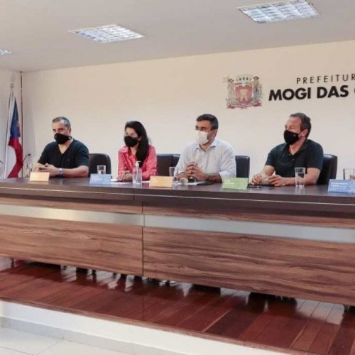Saúde define secretário e intensifica combate à Covid