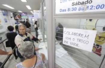 'Sumiço' de moedas prejudica cotidiano de comerciantes