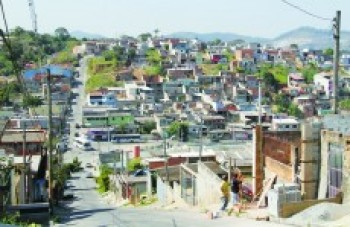 Moradores dos bairros da Divisa aguardam por obras