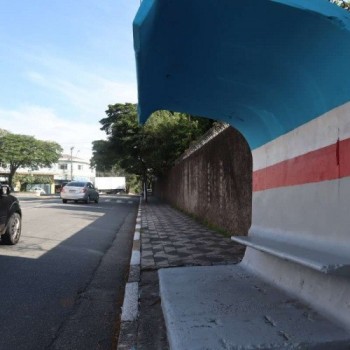 Pontos de ônibus passam por reformas em Suzano