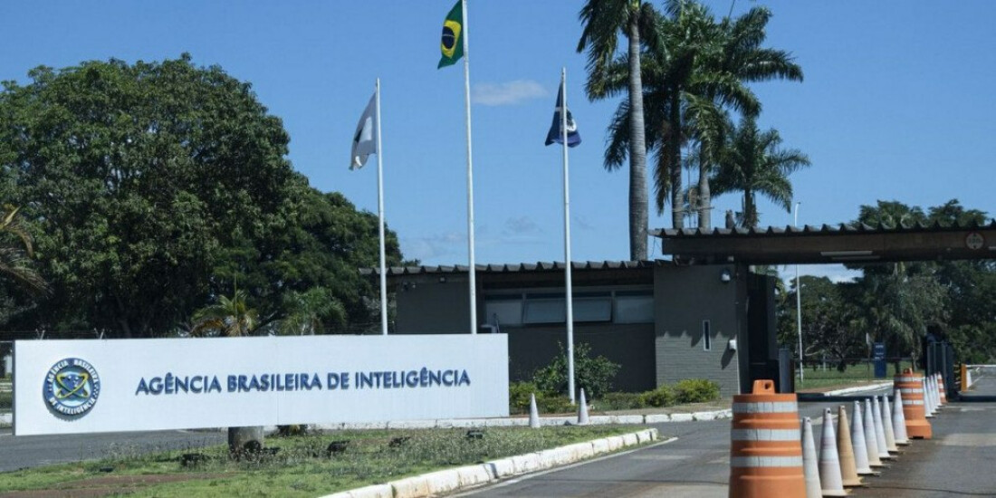 PF abre inquérito para investigar denúncias de espionagem pela Abin