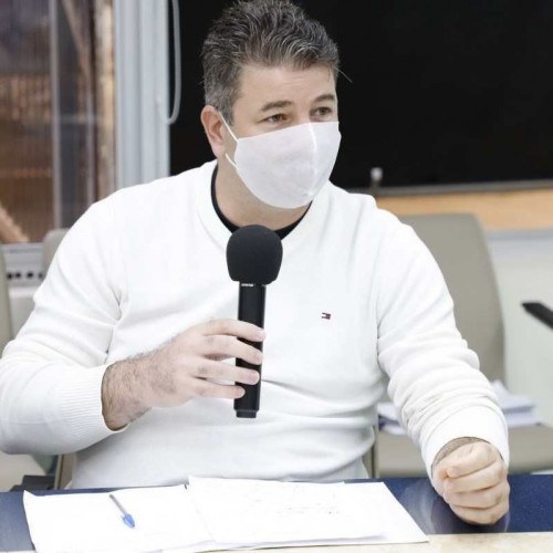 Associação Comercial de Mogi pede isenção de taxa de licenciamento