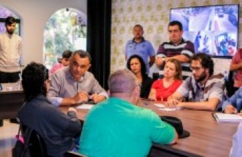 Izidro diz que fará hoje pagamento a servidores