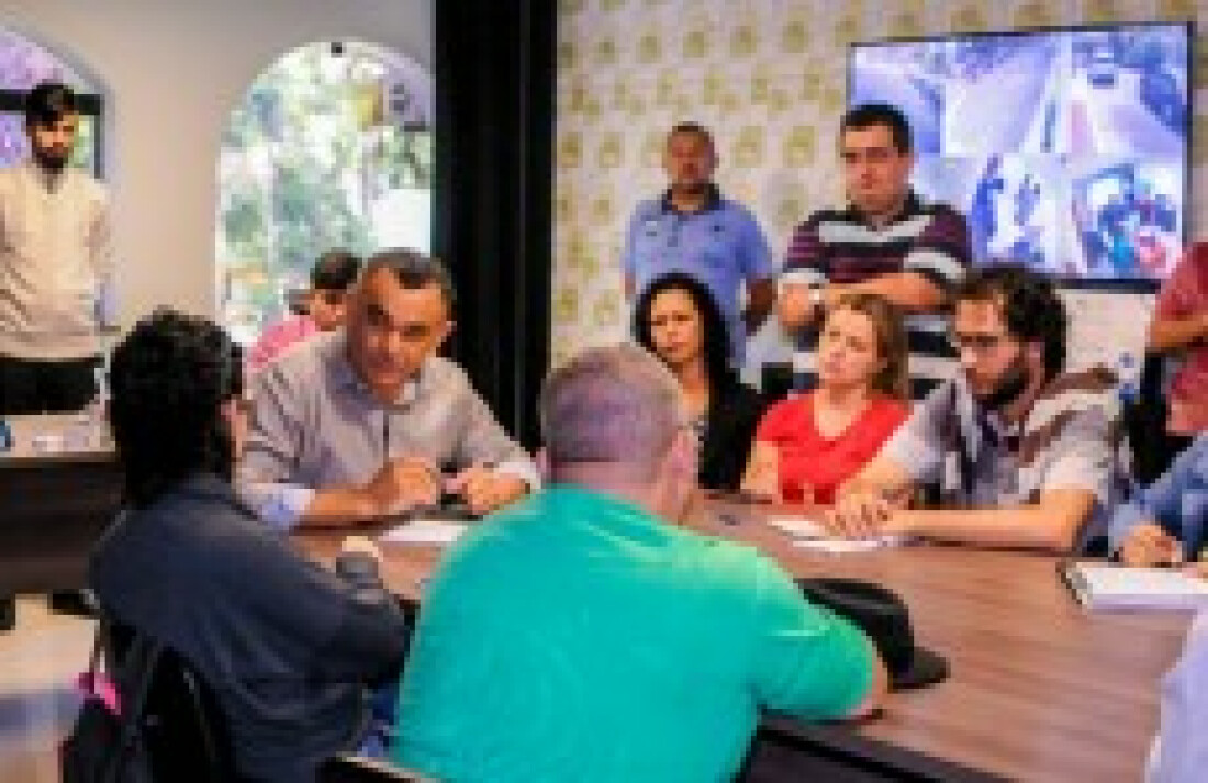 Izidro diz que fará hoje pagamento a servidores