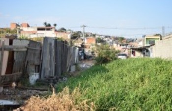 Meio ambiente sofre marcas permanentes por ocupações irregulares