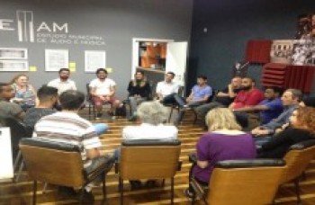Encontro discute a criação da Bienal