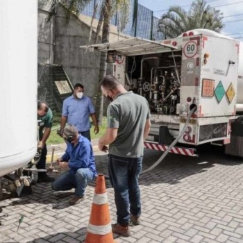 Novo tanque dobra capacidade de oxigênio no Hospital Municipal