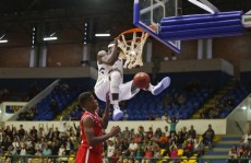 Mogi 'avacalha' com Paulistano no NBB