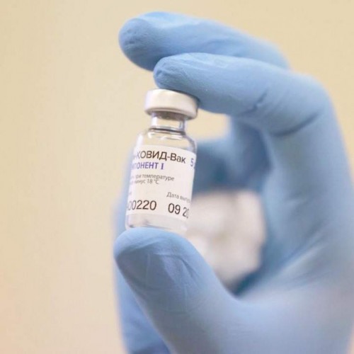 EUA: vacinação acelera, mas casos ainda sobem