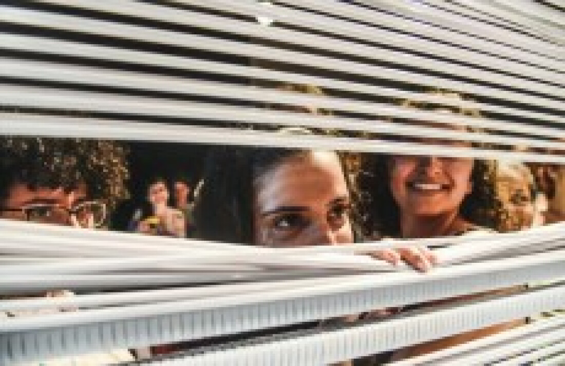 Companhia Hecatombe apresenta "Crise de Gente"