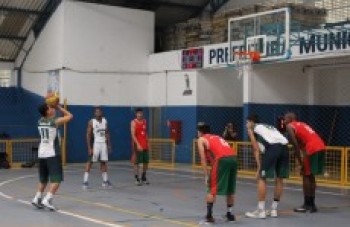 Arujá e Campo Limpo fazem 3º confronto