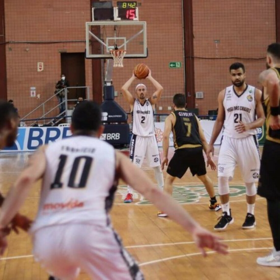 Mogi vence e garante vaga nos playoffs finais do NBB