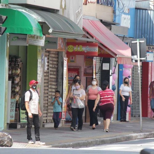 Grupo cria comitê para ajudar cidade a combater pandemia