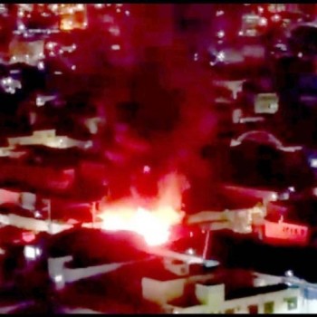 Fogo destrói comércio na região central da cidade