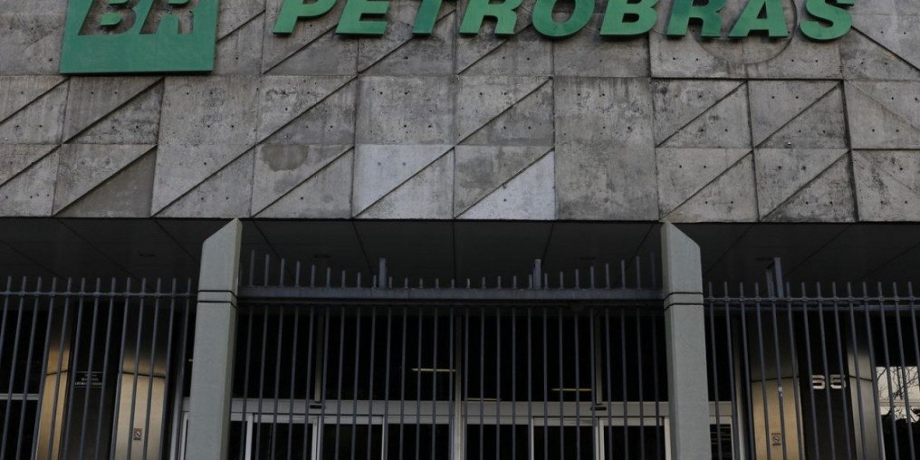 Governo indica novos candidatos para conselhos da Petrobras