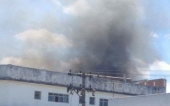Academia é incendiada com coquetel molotov