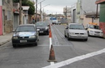 Mudança na rua Casarejos preocupa comerciantes