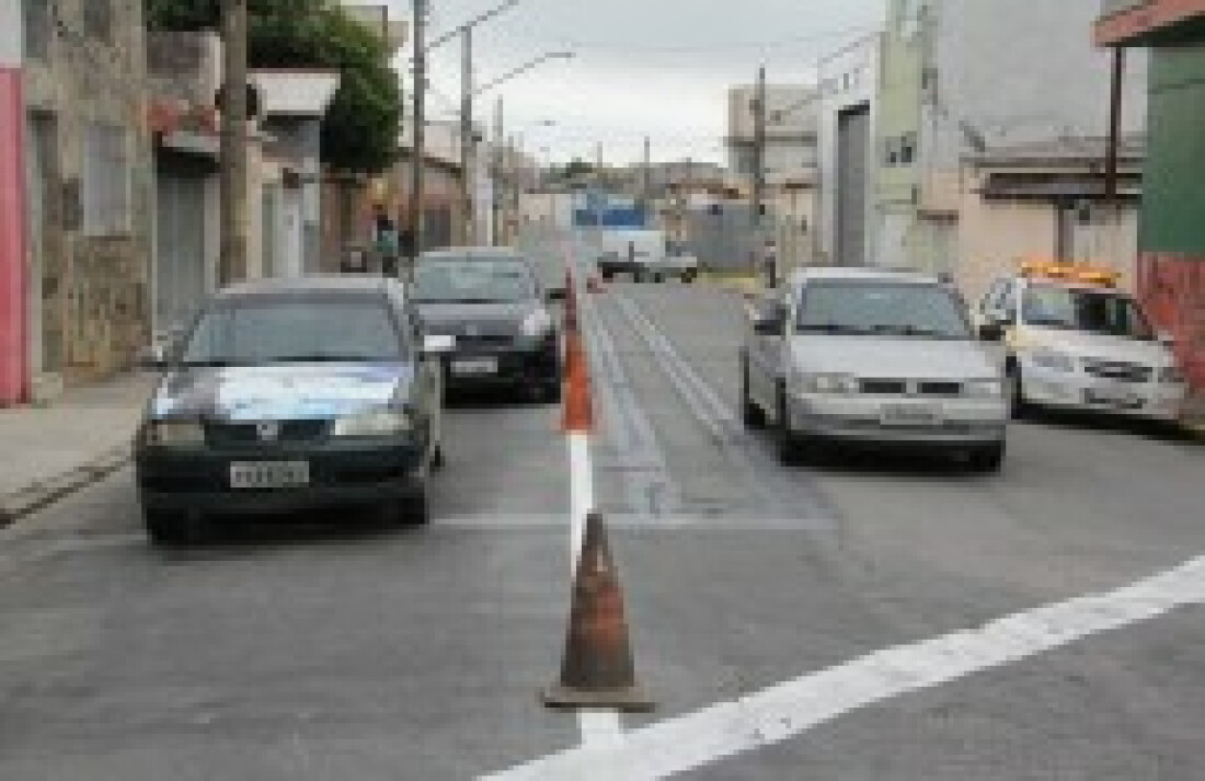 Mudança na rua Casarejos preocupa comerciantes