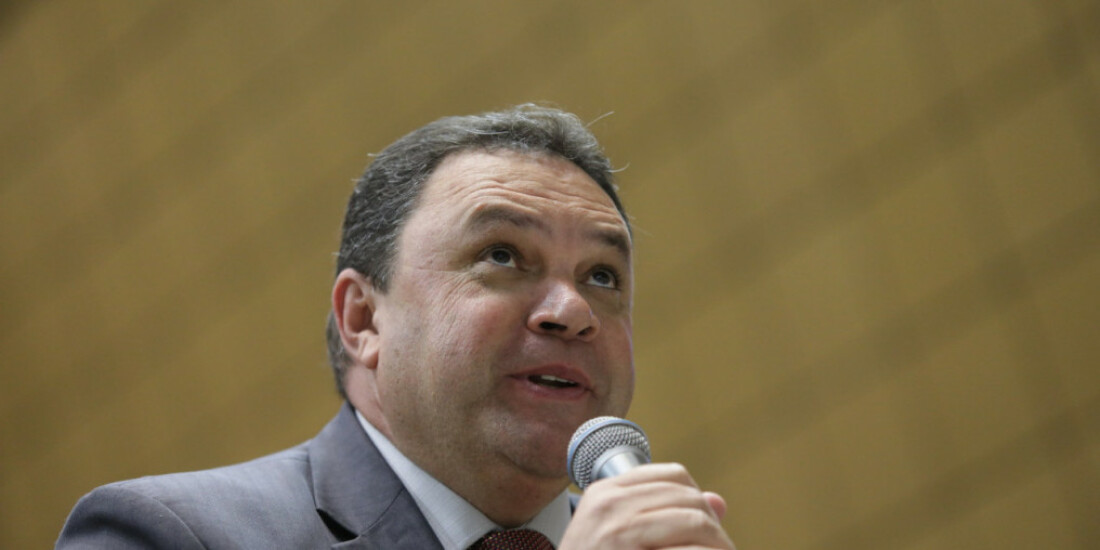 Damasio inicia o terceiro mandato