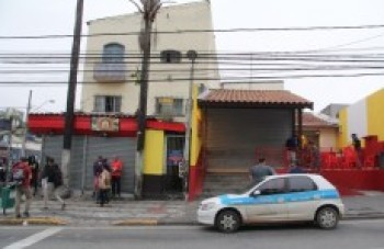 Prefeitura cassa a licença de quatro estabelecimentos