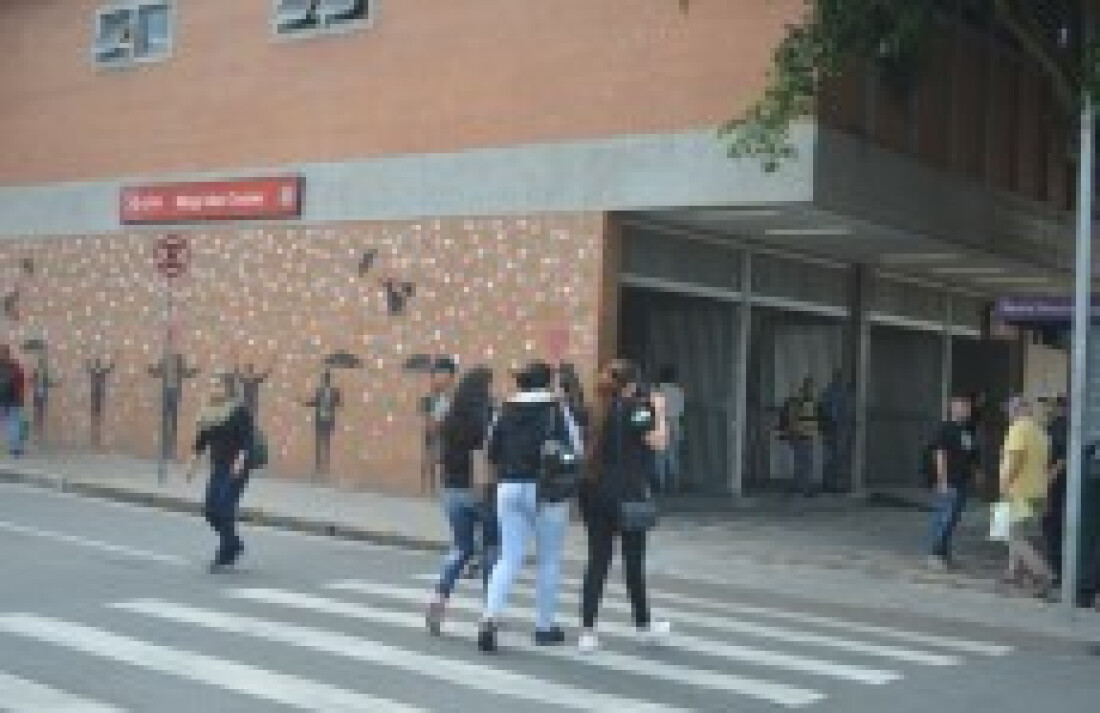 Prefeitura esclarece boato de multas para pedestres