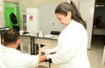 Ferraz promove ações de combate à Aids