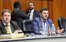 Câmara pede informações sobre cassação de licenças