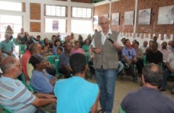 Padre Júlio Lancellotti critica ações em Fórum de Debates