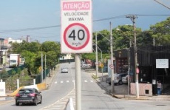 Arrecadação de multas cai com pandemia e contrato