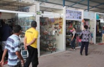 Centro Popular tem pouco movimento