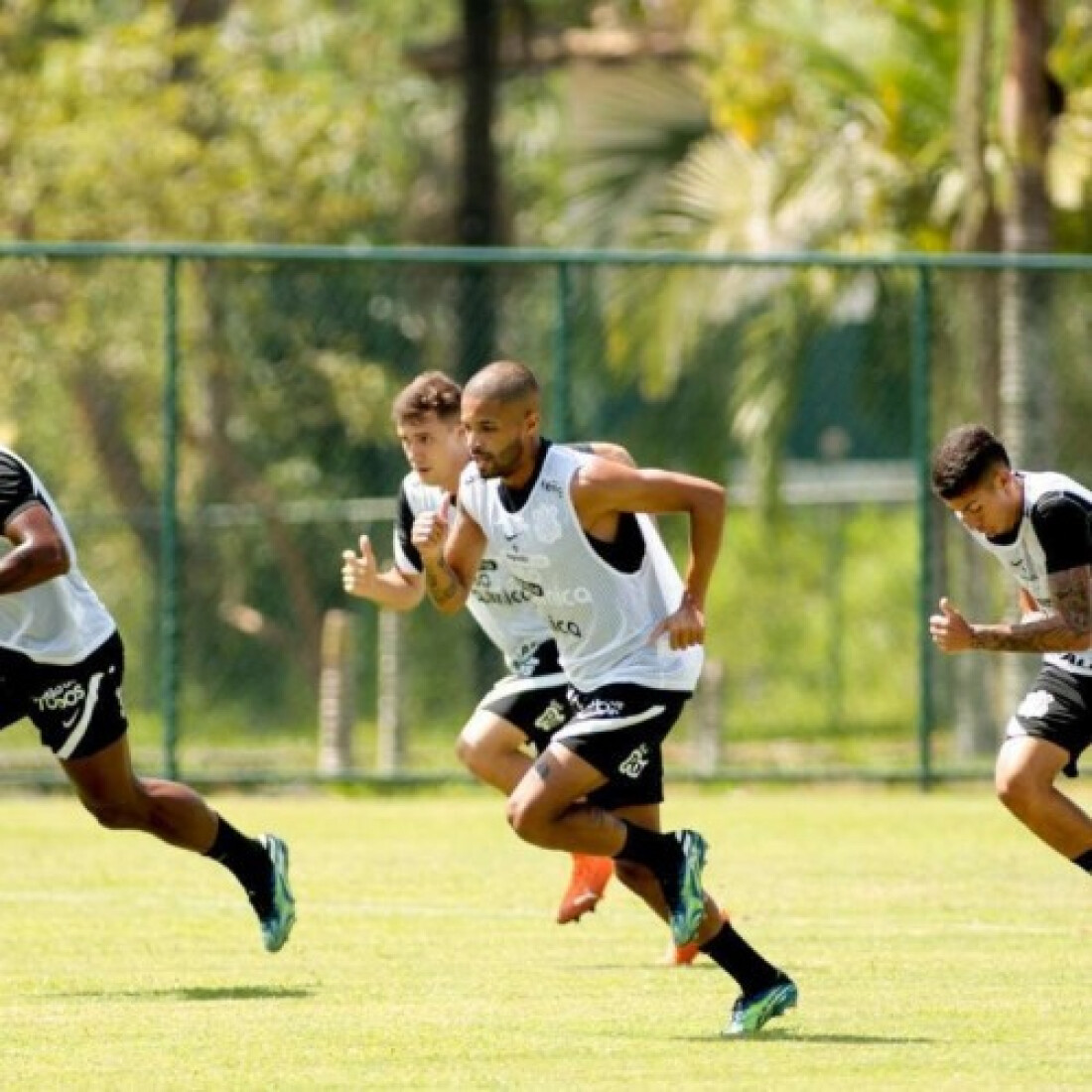 Timão enfrente o Retrô em Saquarema