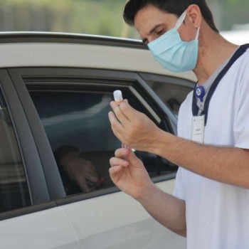 Número de vacinados supera em 21 mil o de infectados no Alto Tietê