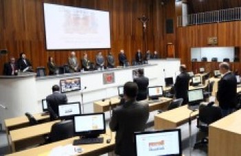 Câmara terá sessões 'recheadas'