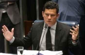 Moro critica texto-base de projeto de lei aprovado