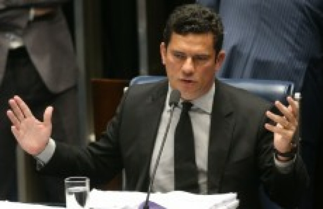 Moro critica texto-base de projeto de lei aprovado