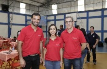 Apae de Mogi realiza Galinhada