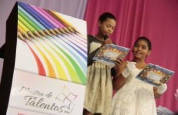 Apresentações culturais destacam criatividade e originalidade de atividades aplicadas em sala de aula
